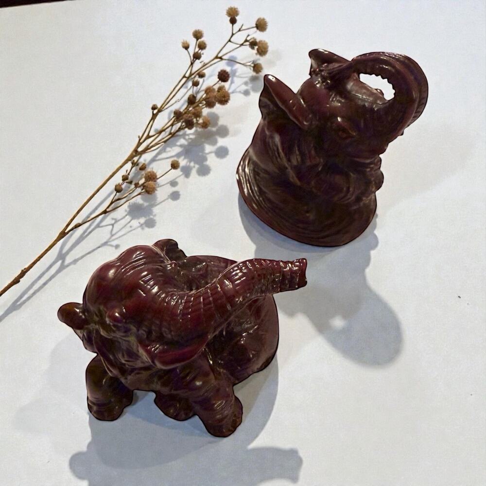VINTAGE ELEPHANT Set of 2 Red Resin Lucky Trunk Up Decor Good Luck 3237-45